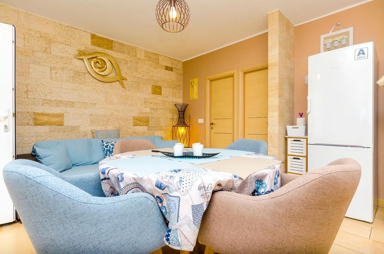 Apartments Nives Trogir Exterior photo